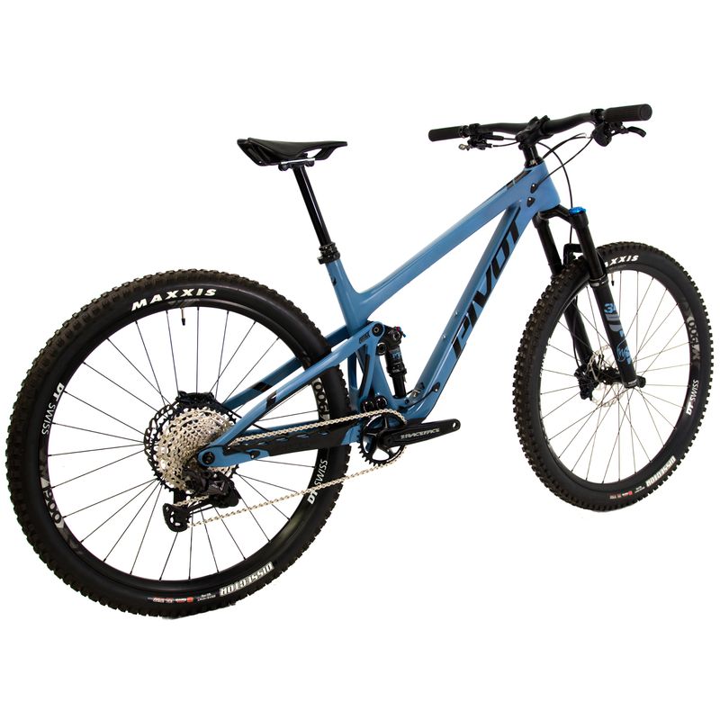 Used pivot best sale mountain bikes